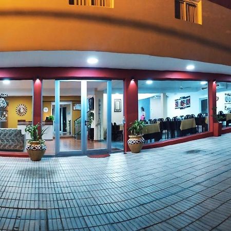Hotel Roble Termas de Río Hondo Eksteriør bilde